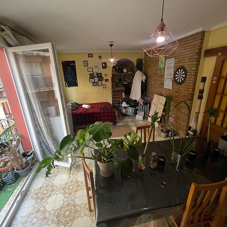 Gemuetliches Zimmer "Gold" Fuer 2 Personen Und Katzenliebhaber Valencia Exterior photo